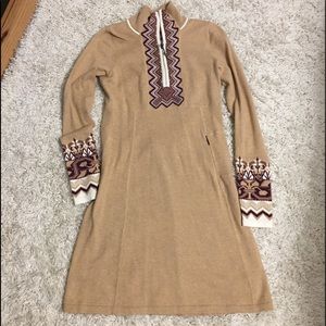 Athleta snowcat Nordic print oatmeal dress